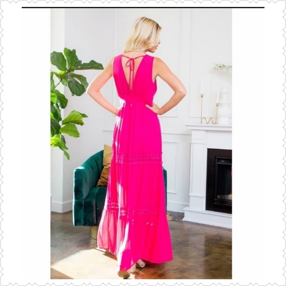 Womens Maxi Dress - Picture 4 of 7